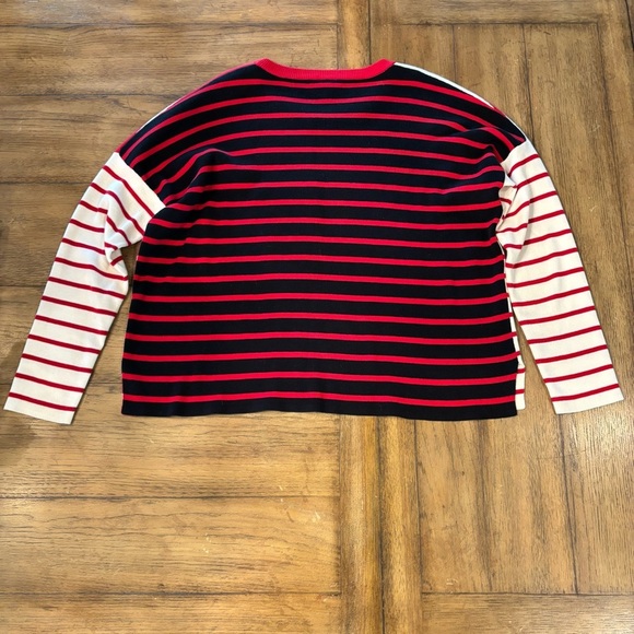 CAbi Striped Oversized Boxy Sweater, Medium,
Preppy Gameday Everyday School Work - Picture 8 of 14